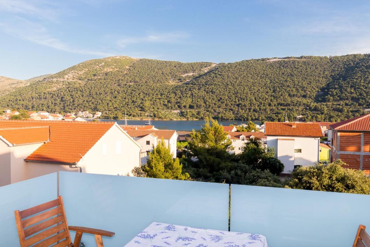 Apartments And Rooms With Parking Space Grebastica, Sibenik - 17831 Ngoại thất bức ảnh